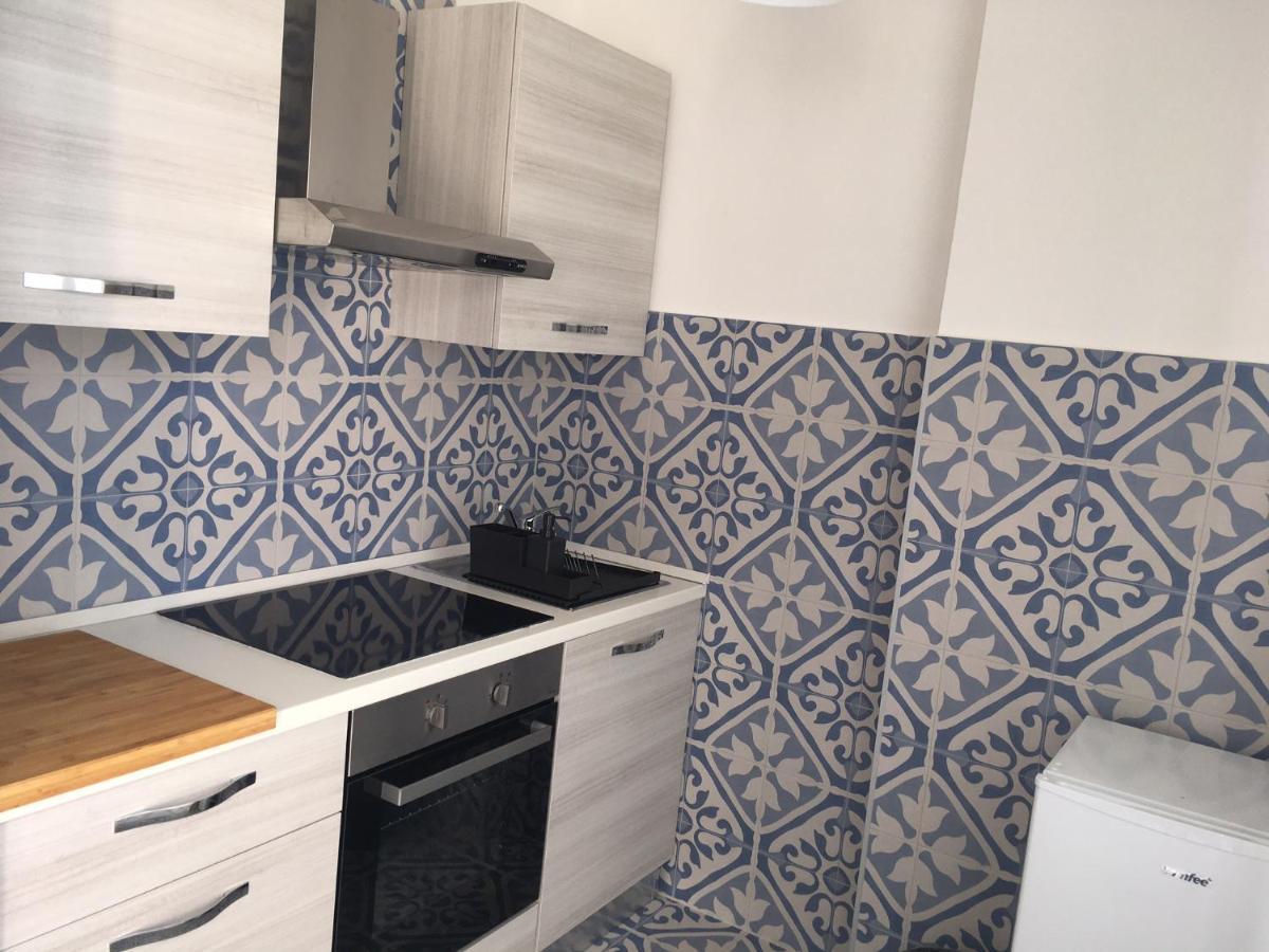 Apartamento La Dimora Delle Sirene Salerno Exterior foto