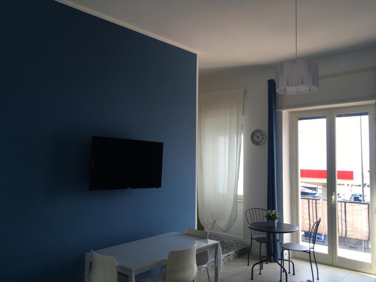 Apartamento La Dimora Delle Sirene Salerno Exterior foto
